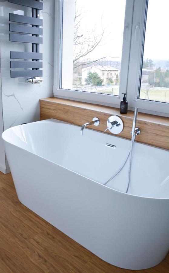 Luxury Apartment With Private Sauna Pod Javorovym Trinec Luaran gambar